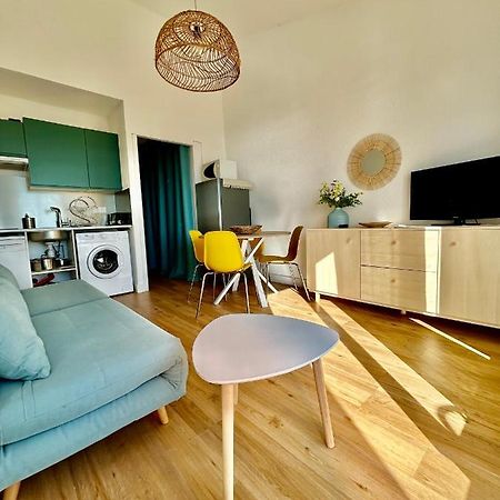 Superbe T2 Avec Terrasse Et Vue Su Mer Quartier Des Quilles A Sète Exterior foto