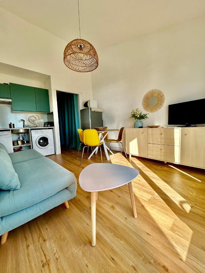Superbe T2 Avec Terrasse Et Vue Su Mer Quartier Des Quilles A Sète Exterior foto